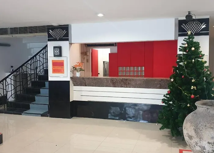 Hotel Zen @18 *
